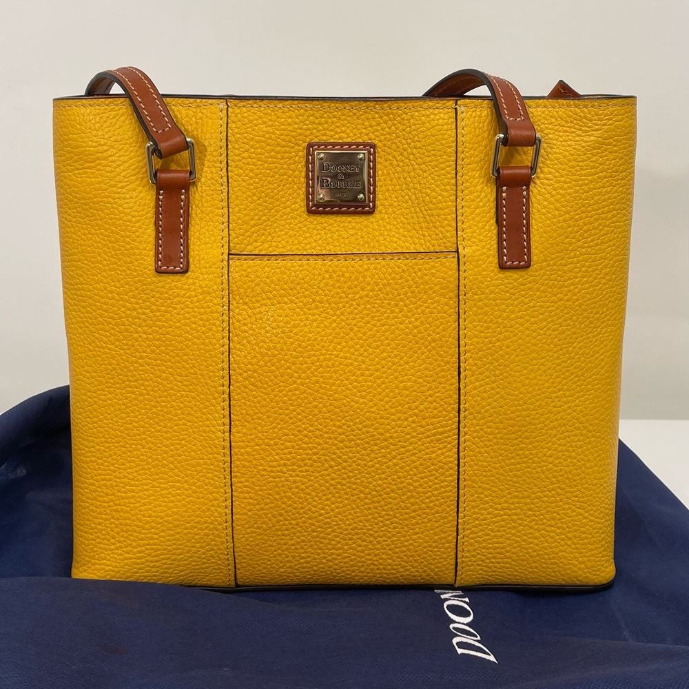 Dooney and Bourke Pebble Grain Small Lexington, mustard (yellow)